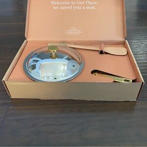 New with box Our place mini perfect pot kitchen set